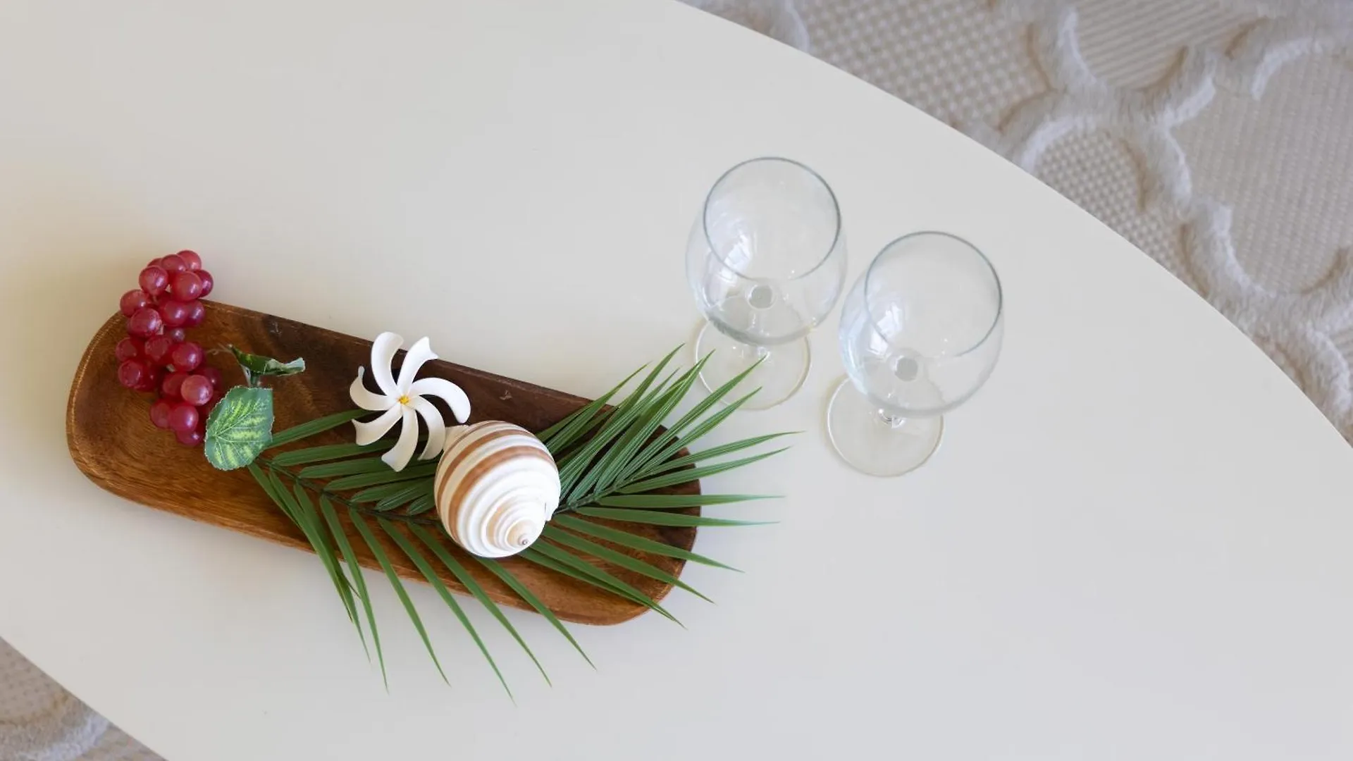 Escape To Mountain View Condo,Near Beach With Parking Honolulu