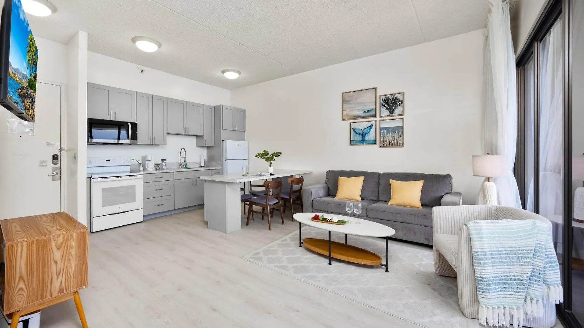 Escape To Mountain View Condo,Near Beach With Parking Honolulu 0*,  USA