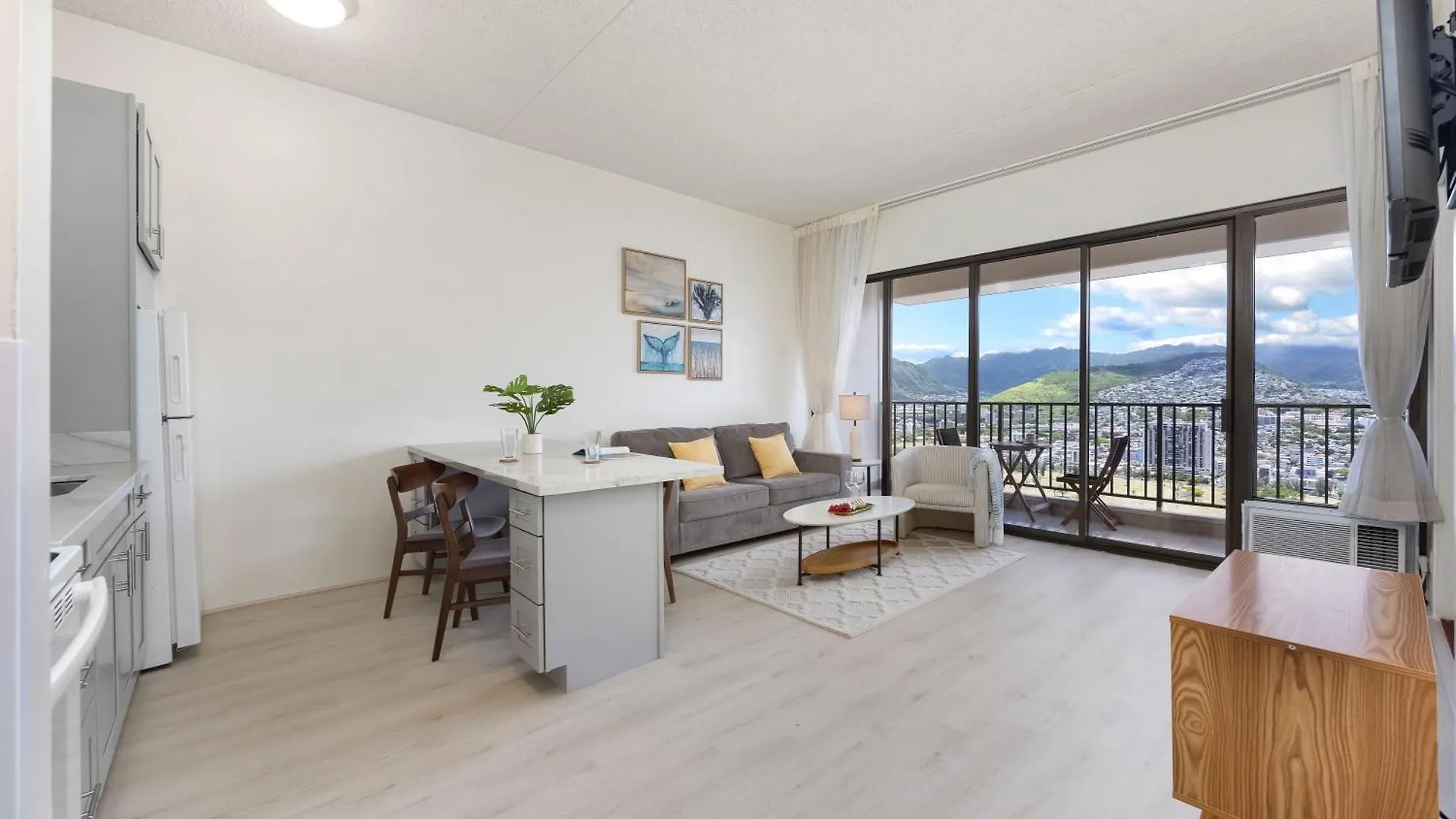 Escape To Mountain View Condo,Near Beach With Parking Honolulu Lejlighed